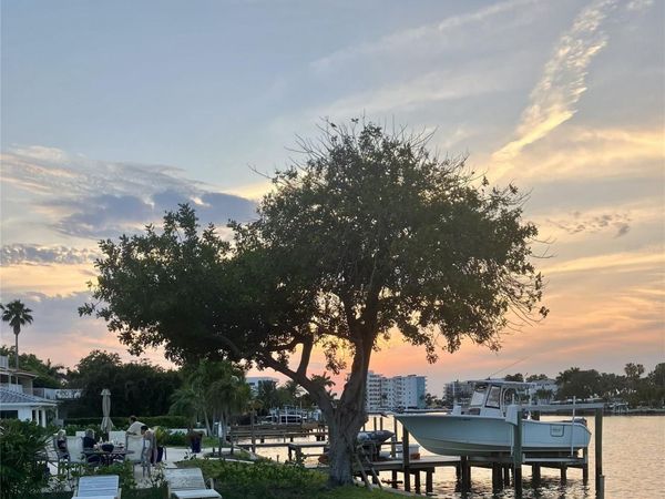 27 DOLPHIN DRIVE , TREASURE ISLAND, FL 33706