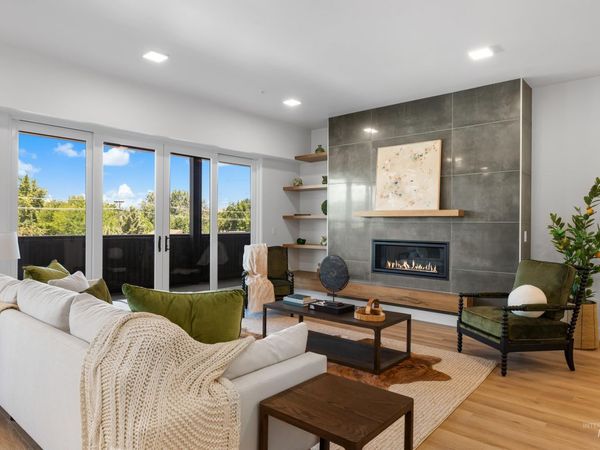 55 E State St, Unit 304, Eagle, ID 83616