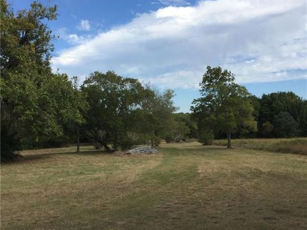 721 Rayburn Drive , DeSoto, TX 75115