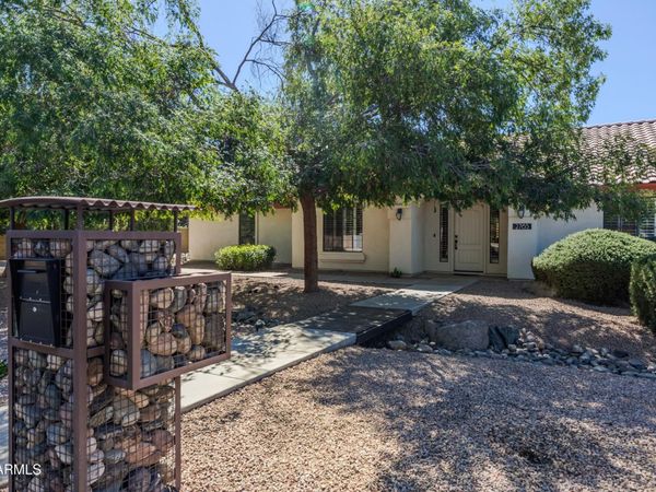 2765 E EL MORO Avenue, Mesa, AZ 85204