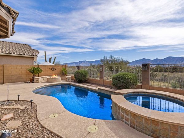 13384 N Atalaya Way, Oro Valley, AZ 85755