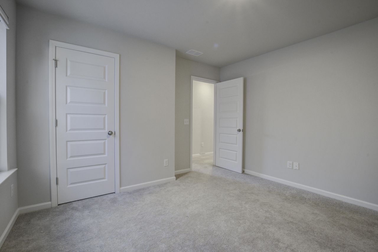 161 Paddle Boat Way Photo 19