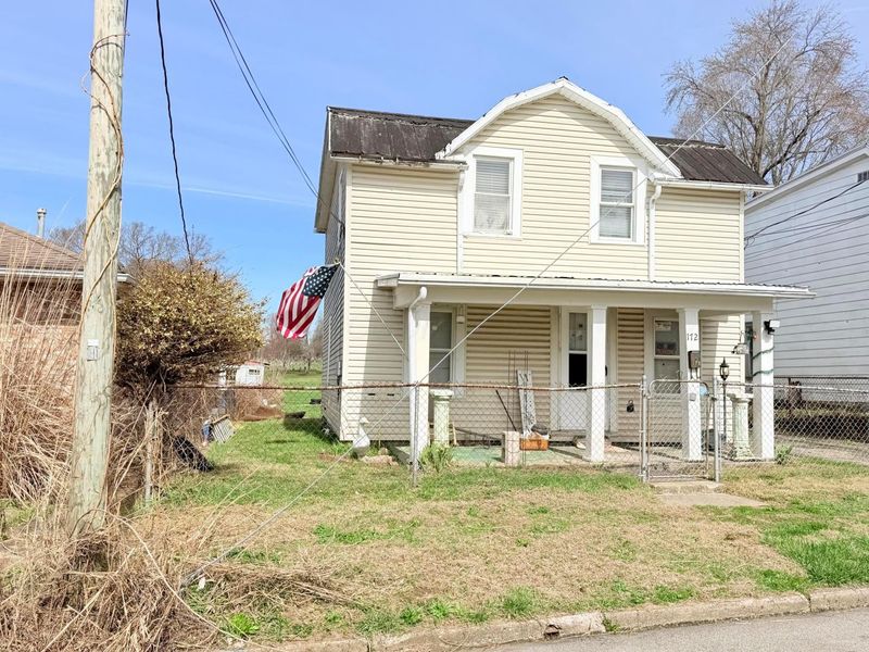 172 Hayward Street , Circleville, OH 43113 Photo 3