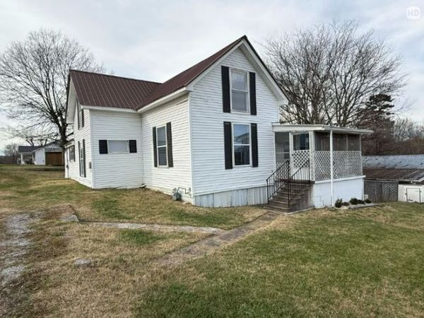 102 S Church Street , Alexandria, TN 37012