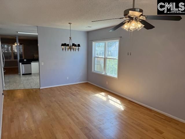 34 Founders Lake Court  Photo 6