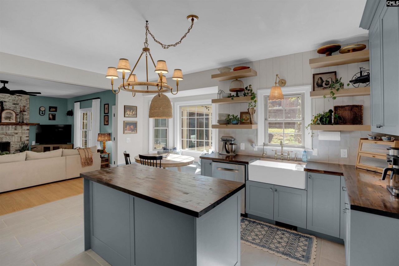 1 Brittany Way Photo 27