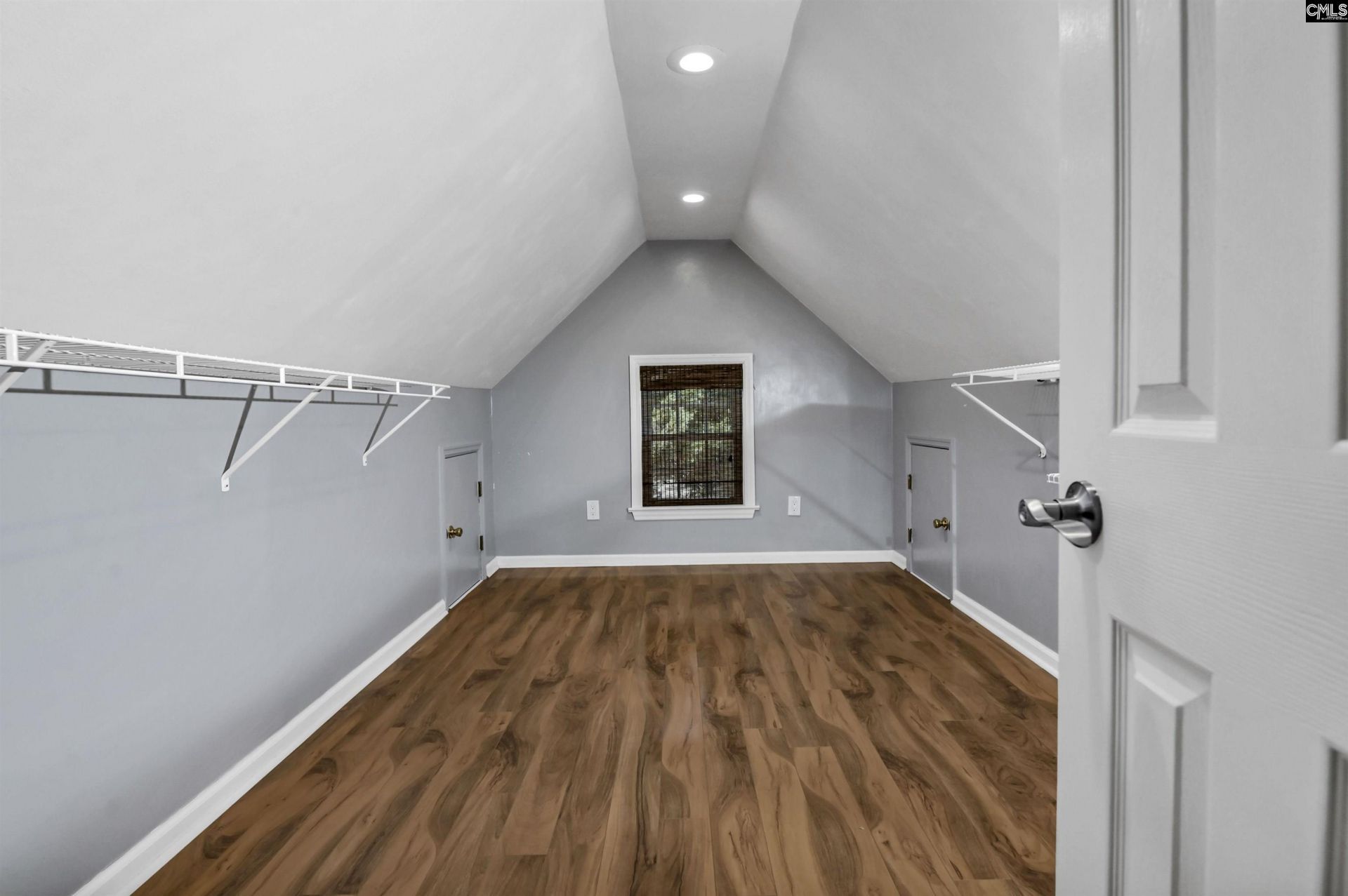 5 Kensington Place Photo 35