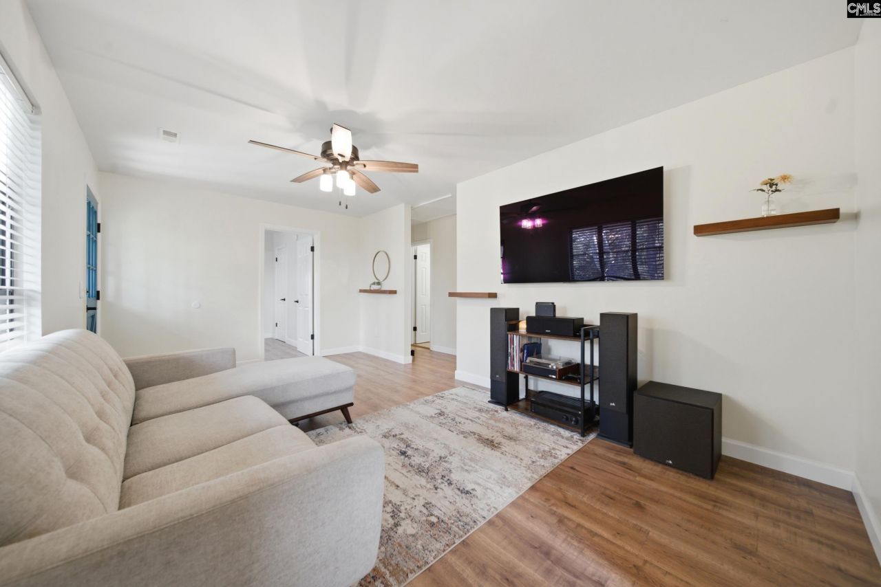 10225 Garners Ferry Road Photo 5