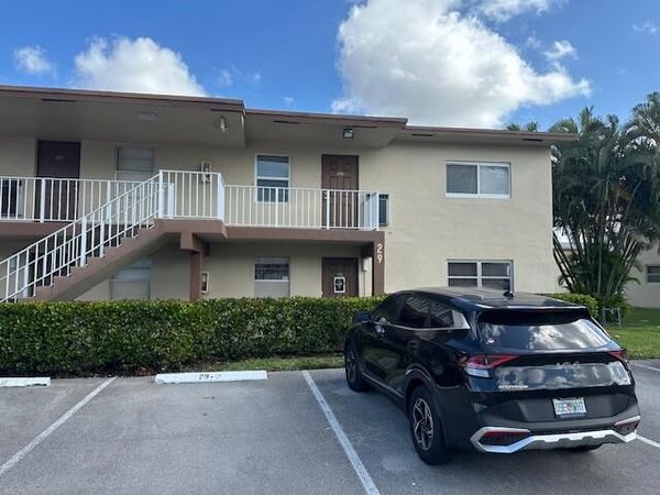 7605 NW 5th Court NW, Unit 208, Margate, FL 33063