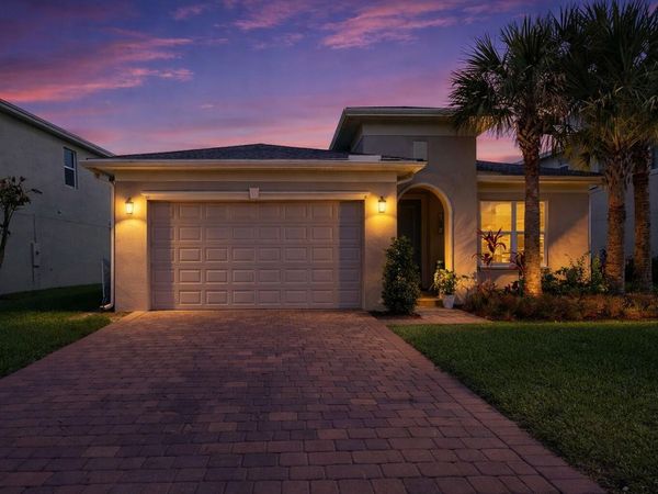 1158 NW Leonardo Circle, Port St. Lucie, FL 34986