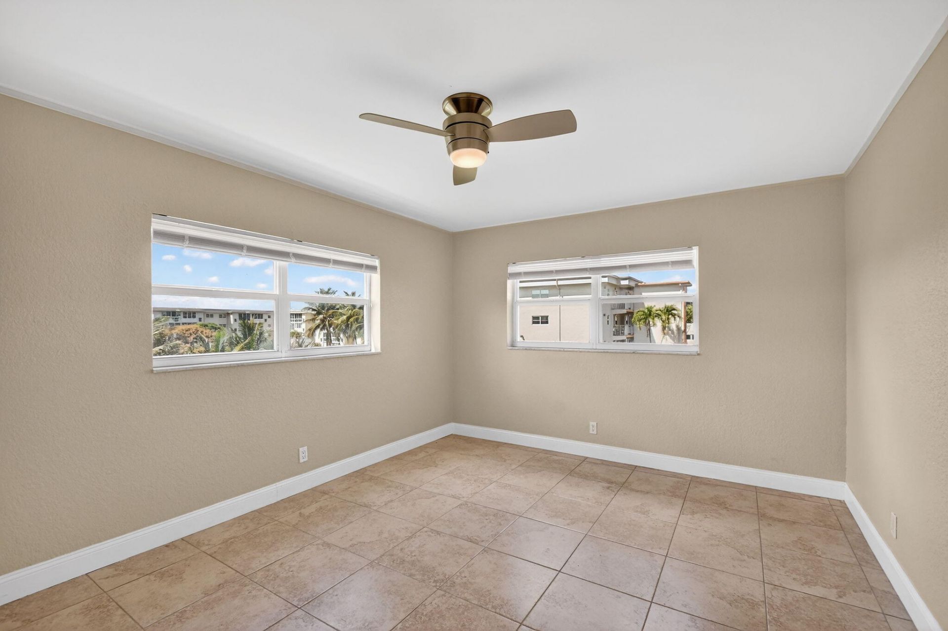 2615 NE 1st Court, Unit 312, Boynton Beach, FL 33435 Photo