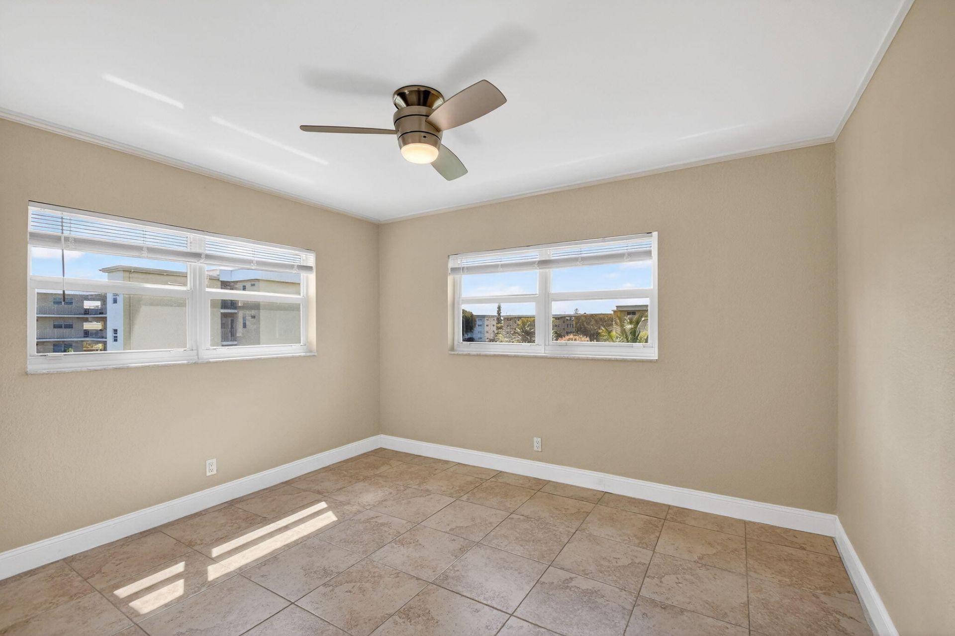 2615 NE 1st Court, Unit 312, Boynton Beach, FL 33435 Photo