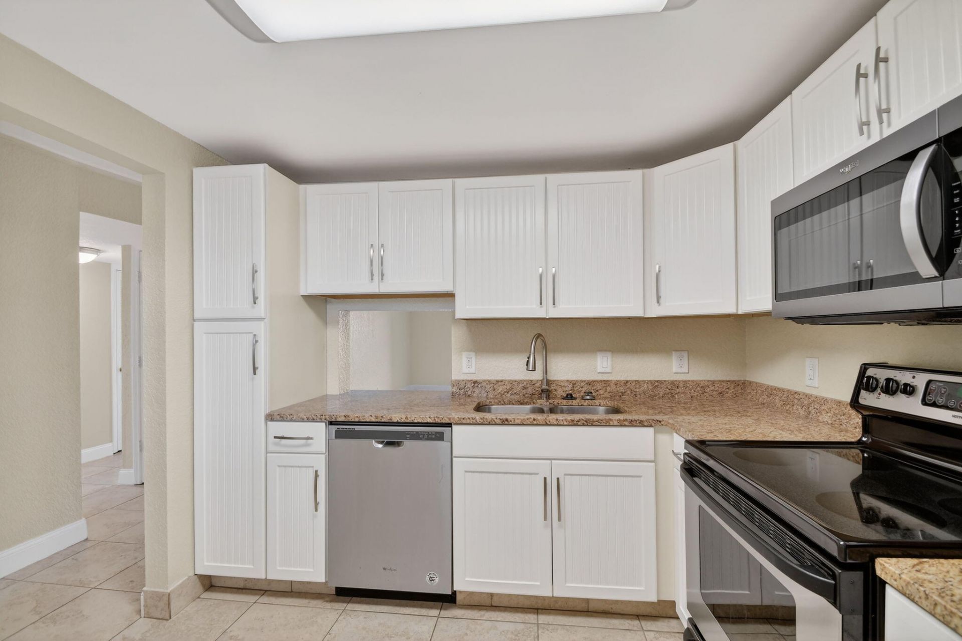 2615 NE 1st Court, Unit 312, Boynton Beach, FL 33435 Photo