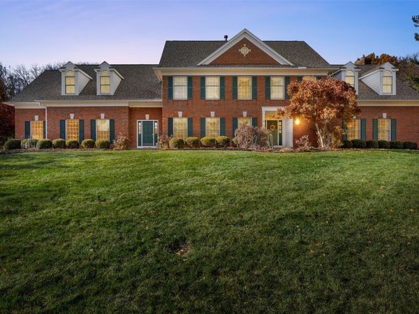 14 Oak Park Place NE, Iowa City, IA 52240