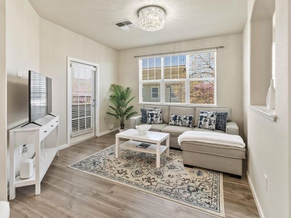 9640 Coney Island Cir, Elk Grove, CA 95758