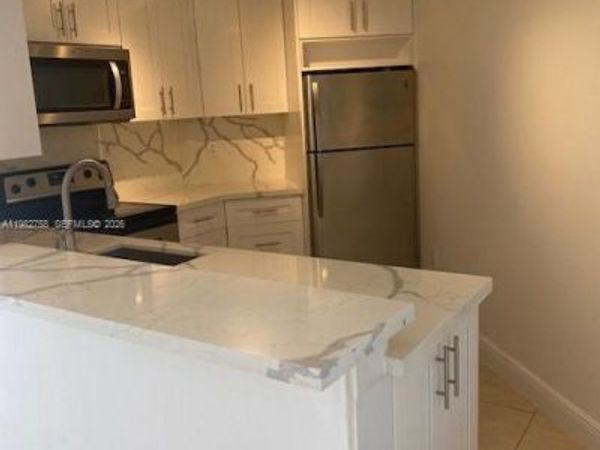 9701 Fontainebleau Blvd , Unit C206, Miami, FL 33172