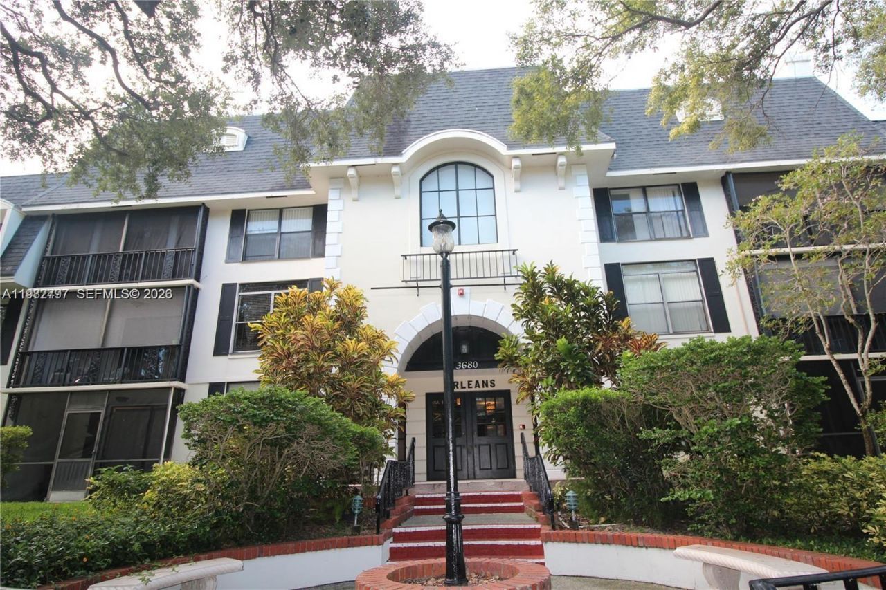 3680 Inverrary Dr, Unit 3D, Lauderhill, FL 33319 Main Photo