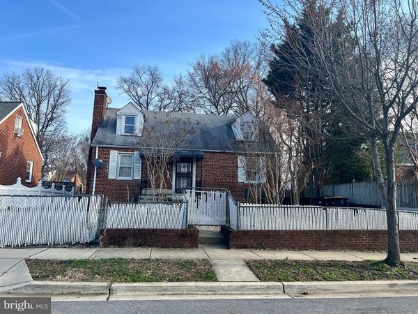 2202 BANNING PLACE, HYATTSVILLE, MD 20783