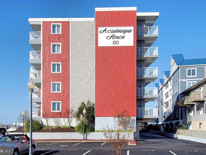 210 Worcester Street, Unit 206, Ocean City, MD 21842 Main Photo