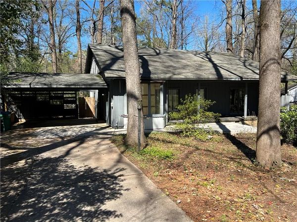3318 Shady Oak Drive , Atlanta, GA 30340
