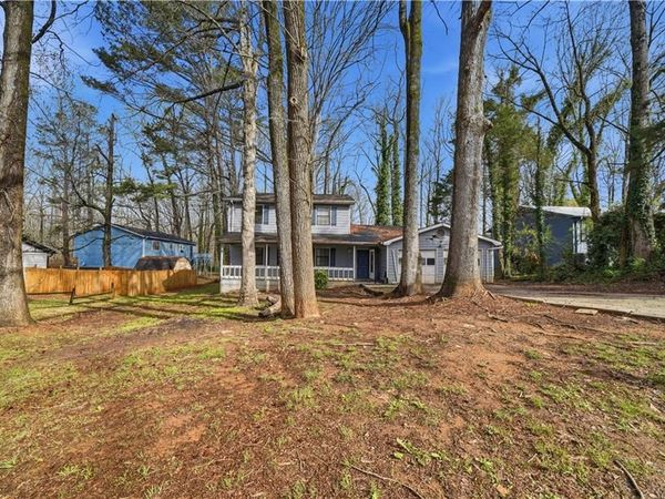 2904 Woodhollow Lane, Jonesboro, GA 30236