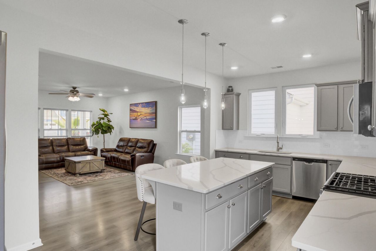 1528 Homecoming Boulevard Photo 12