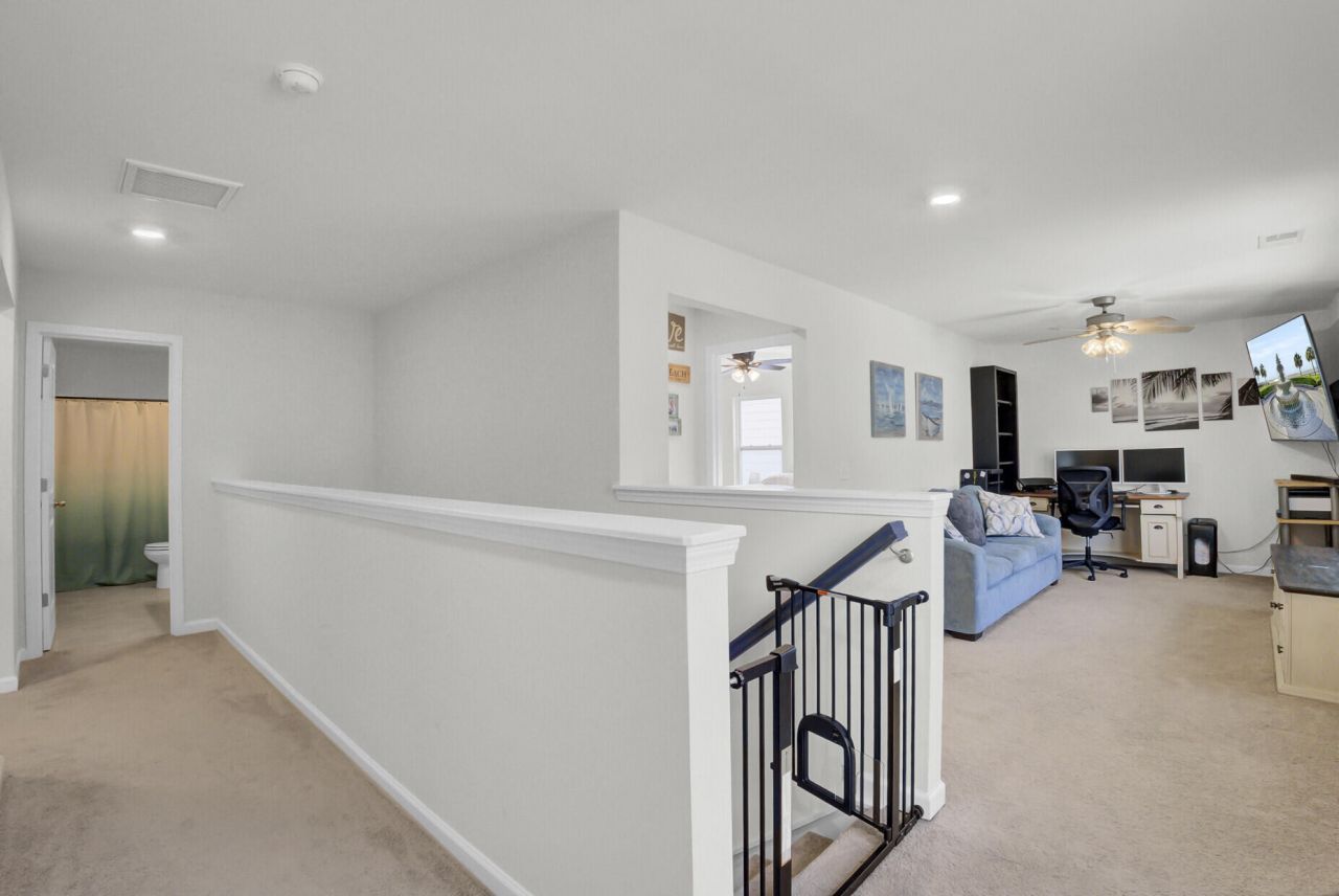 1528 Homecoming Boulevard Photo 16