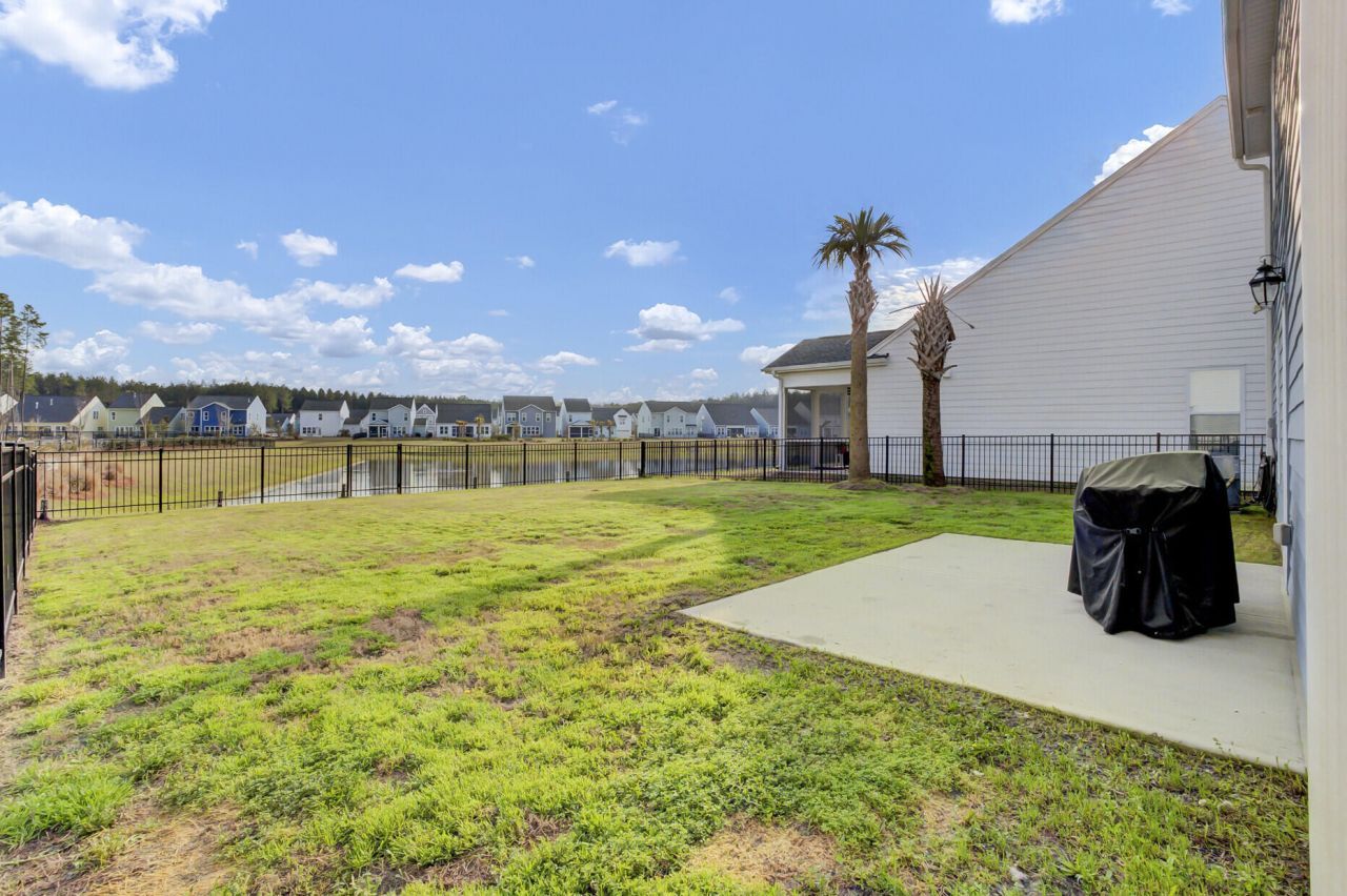 1528 Homecoming Boulevard Photo 32