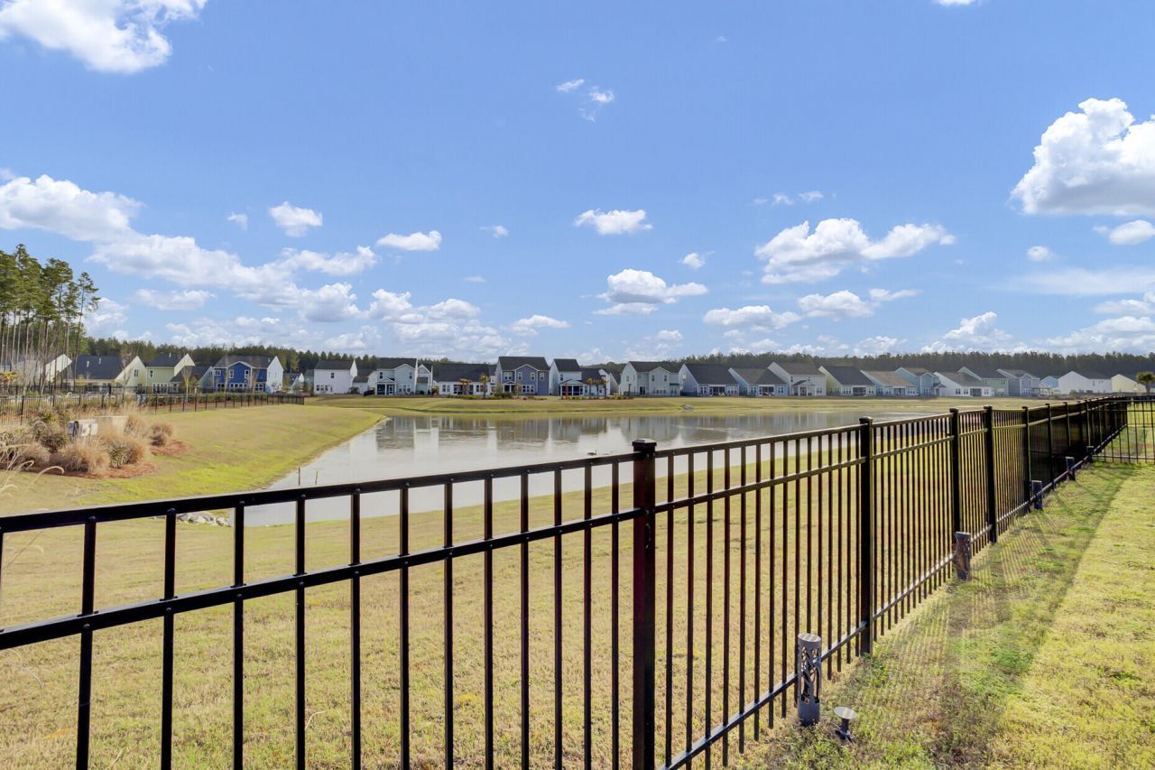 1528 Homecoming Boulevard Photo 34