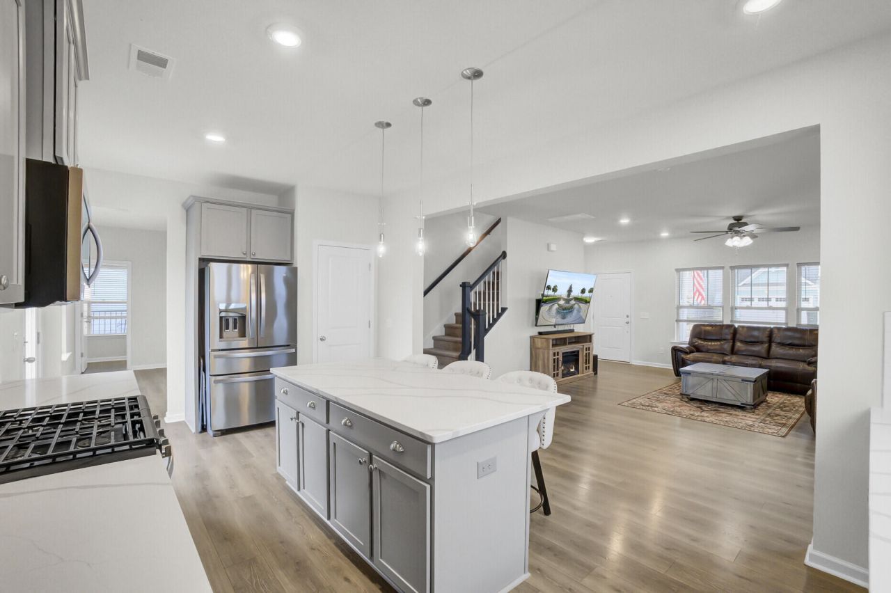 1528 Homecoming Boulevard Photo 6