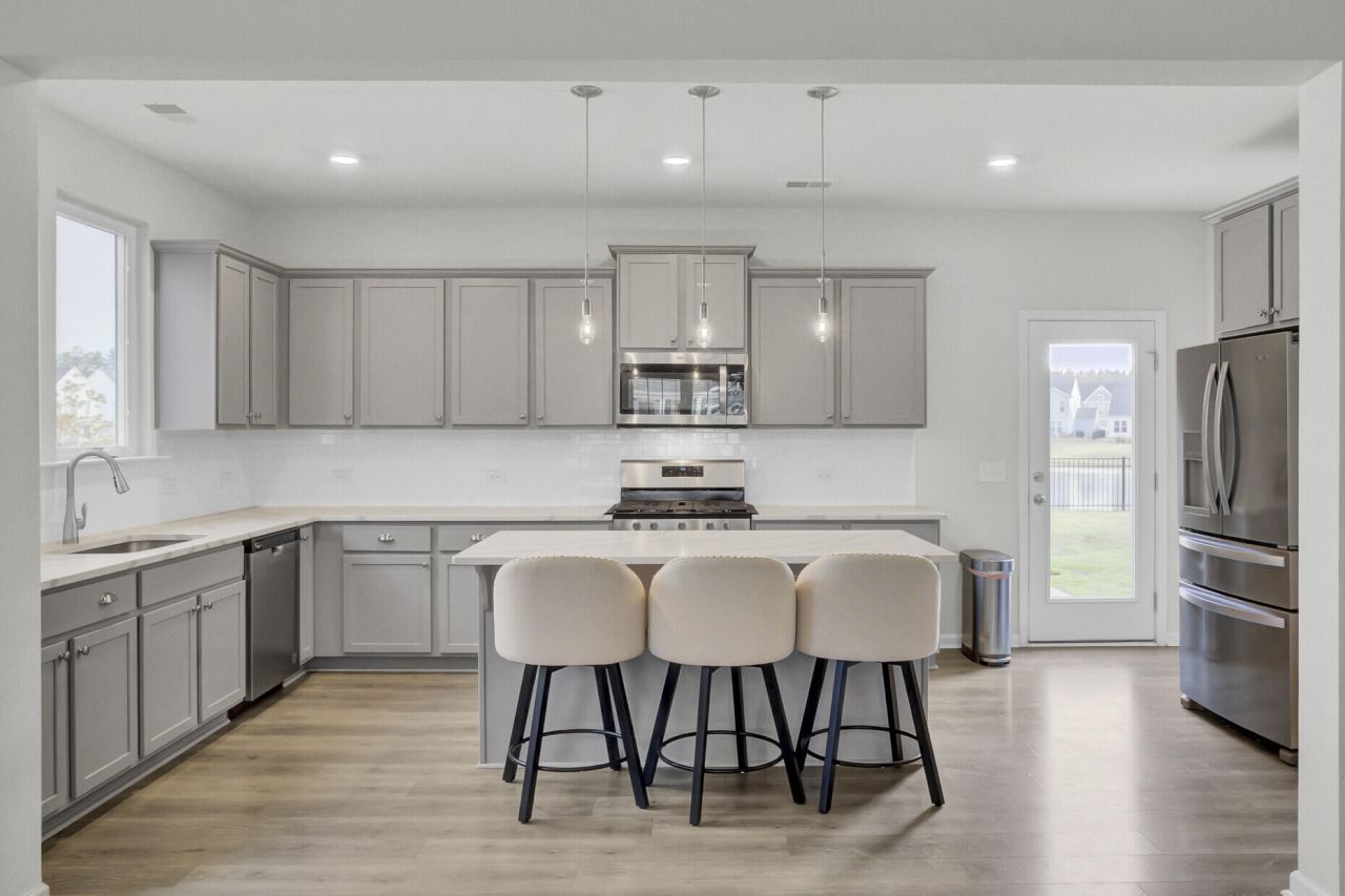 1528 Homecoming Boulevard Photo 7