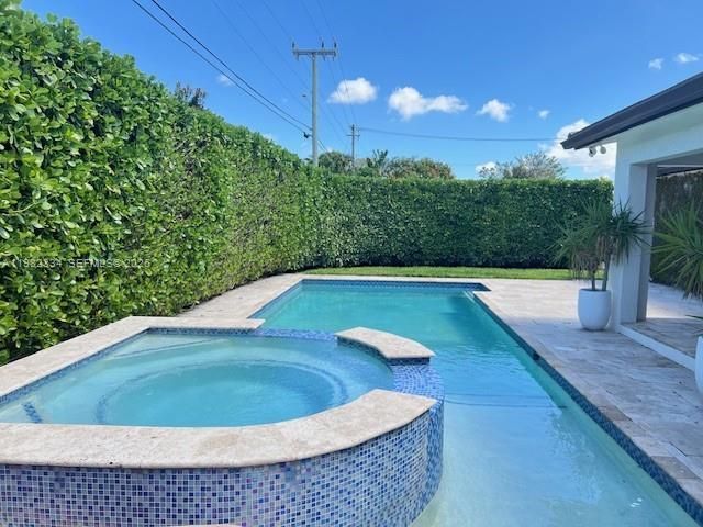 7901 NW 171st St, Unit -, Hialeah, FL 33015 Photo