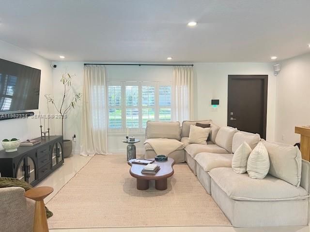 7901 NW 171st St, Unit -, Hialeah, FL 33015 Photo