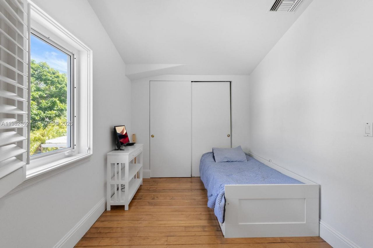 5 Coconut Lane , Key Biscayne, FL 33149 Photo