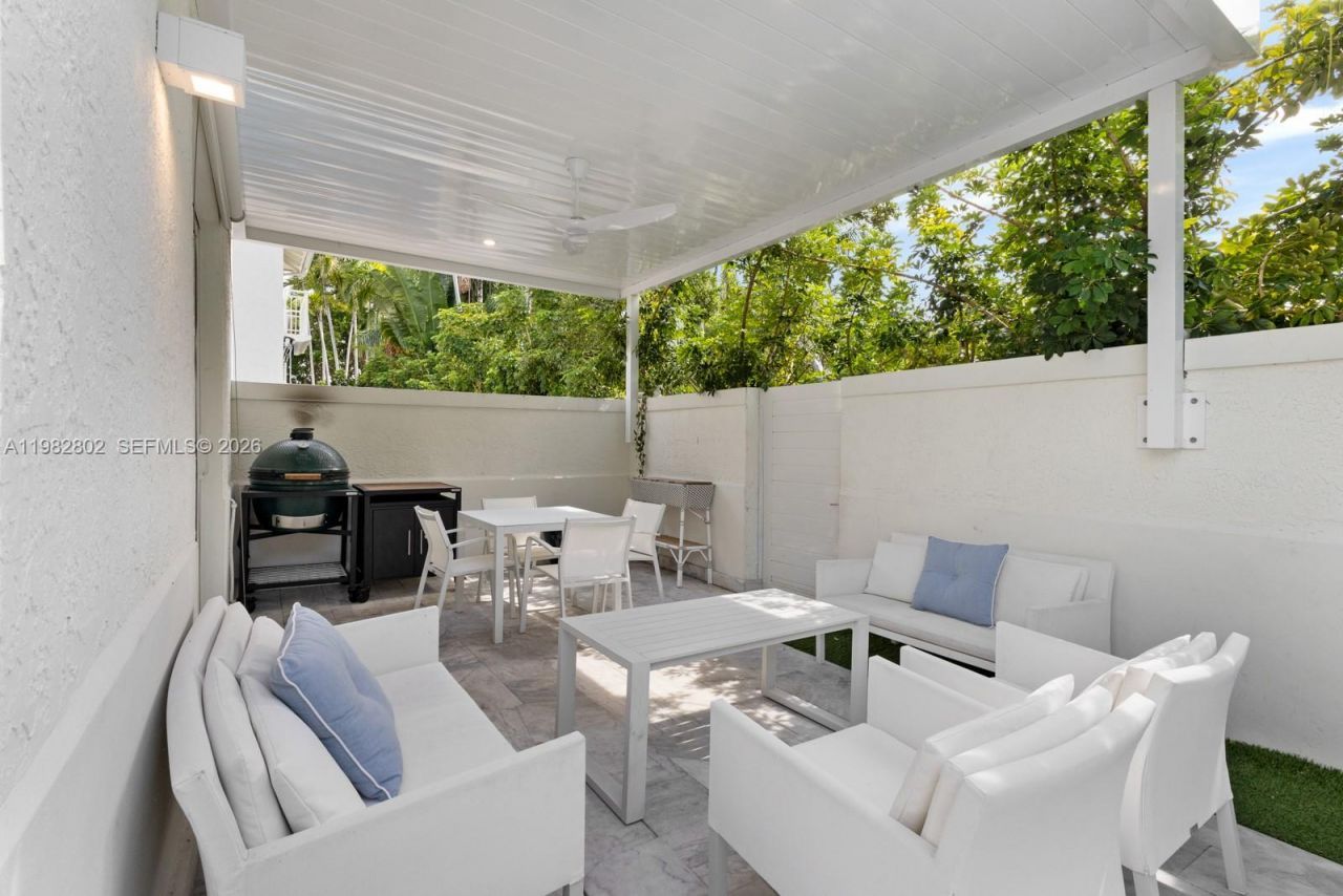 5 Coconut Lane , Key Biscayne, FL 33149 Photo