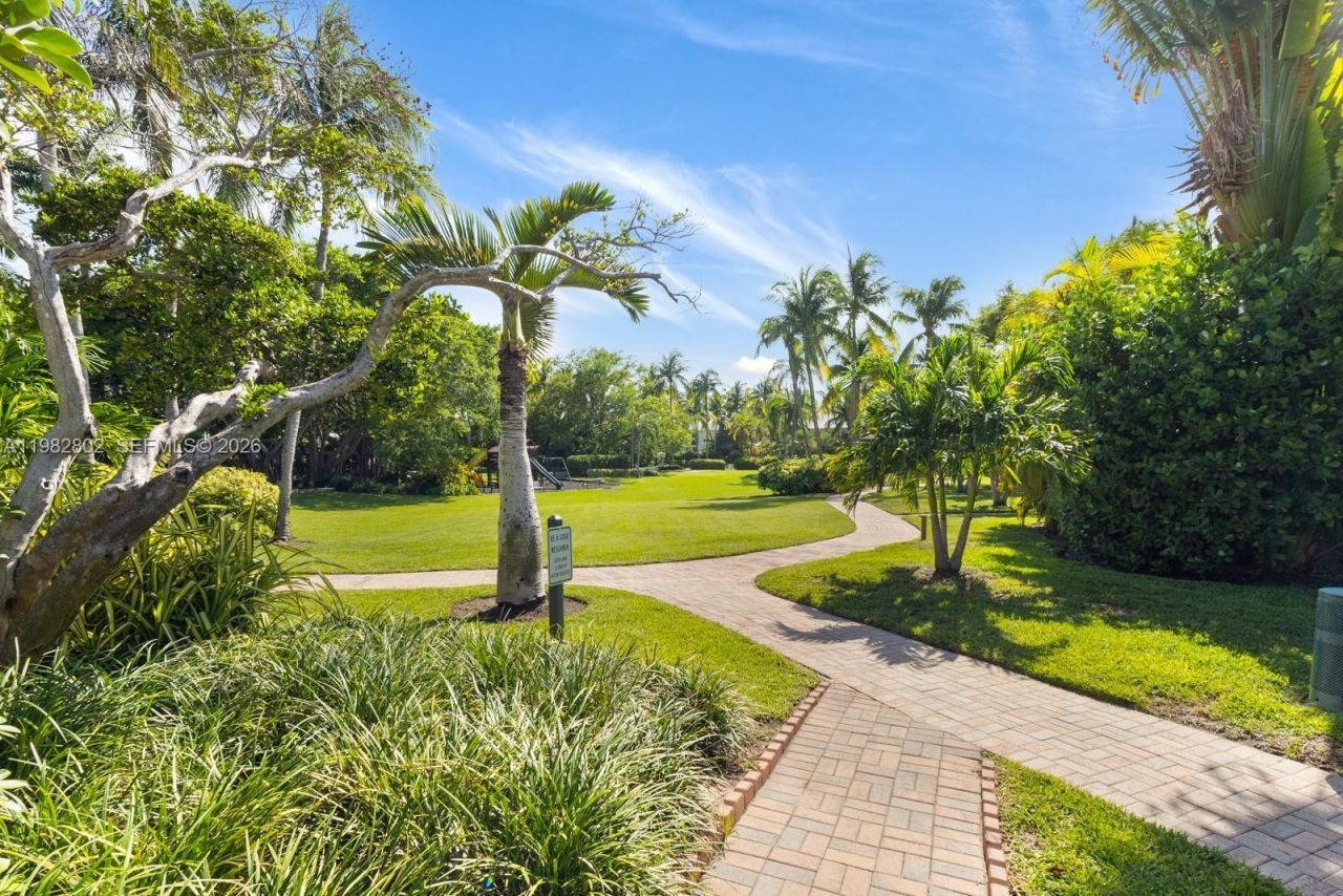 5 Coconut Lane , Key Biscayne, FL 33149 Photo