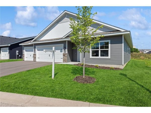 4907 Evergreen Drive N, Hugo, MN 55038
