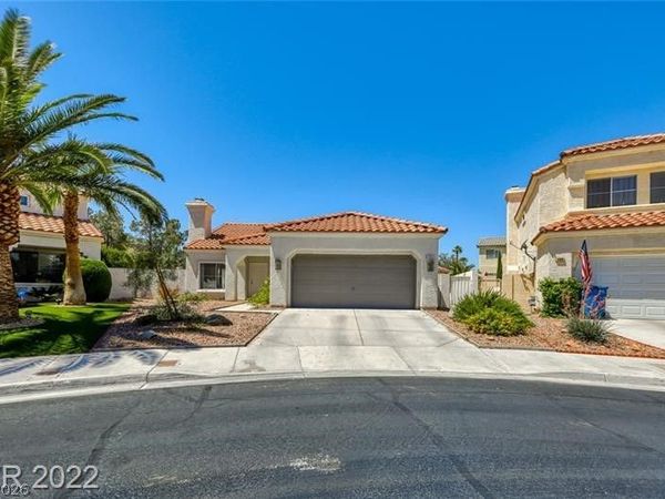 1433 Goldenspur Lane, Las Vegas, NV 89117