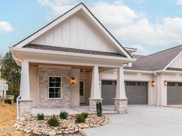 107 Alpine Drive, Clinton, TN 37716