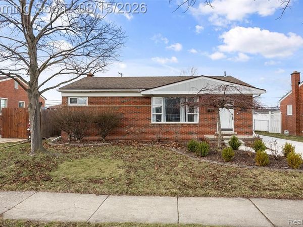 3200 Marian Drive, Trenton, MI 48183