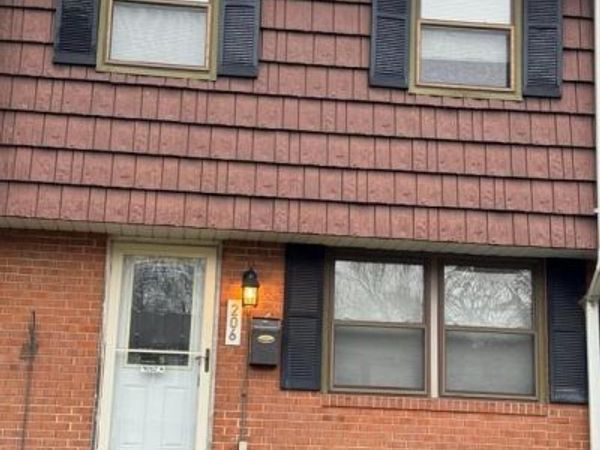 206 RITTER PLACE , BERRYVILLE, VA 22611