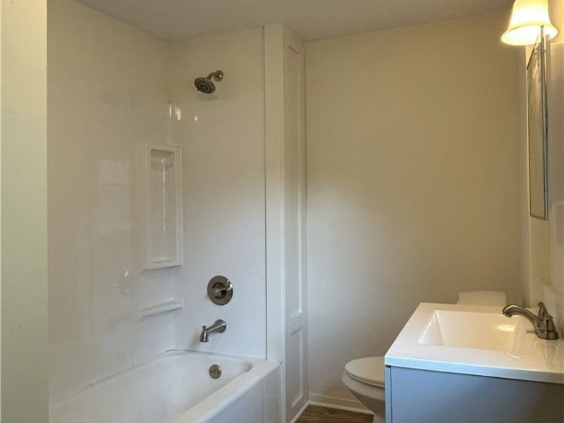 495 Delmar Avenue, Akron, OH 44310 Photo 6