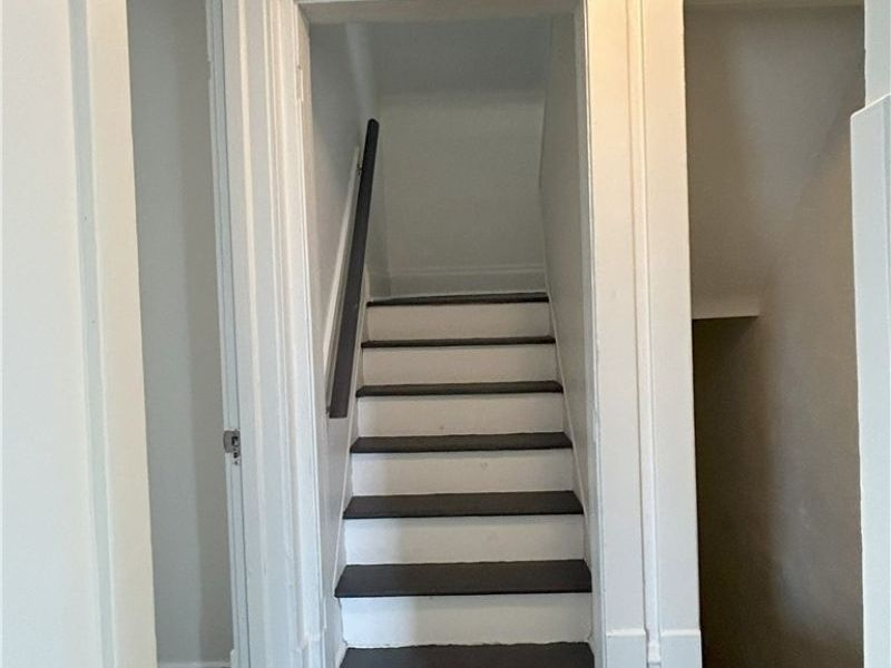 495 Delmar Avenue, Akron, OH 44310 Photo 9