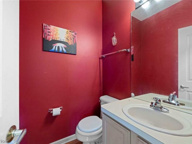 9864 Burton Drive, Twinsburg, OH 44087 Photo 13