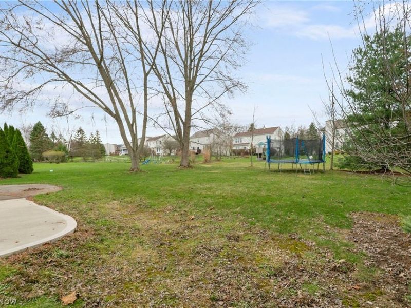 9864 Burton Drive, Twinsburg, OH 44087 Photo 24