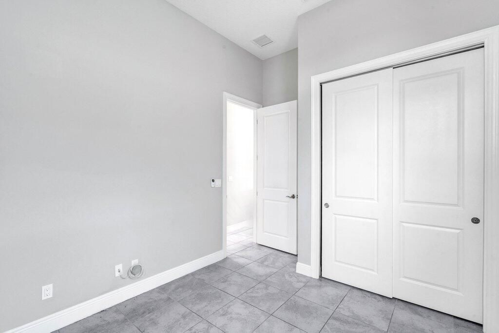 9399 SW Pepoli Way, Port Saint Lucie, FL 34987 Photo