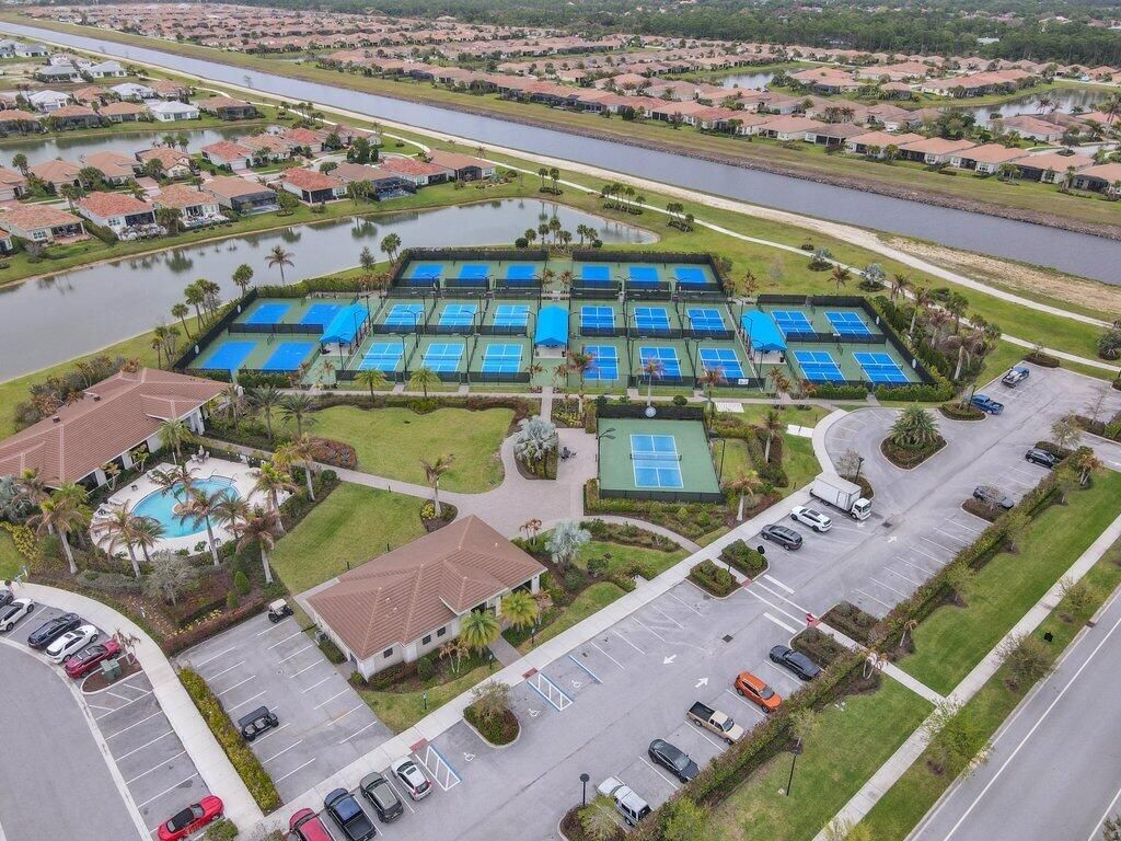 9399 SW Pepoli Way, Port Saint Lucie, FL 34987 Photo