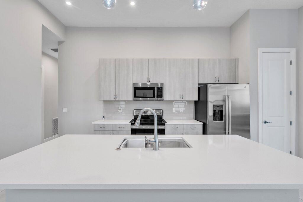 9399 SW Pepoli Way, Port Saint Lucie, FL 34987 Photo