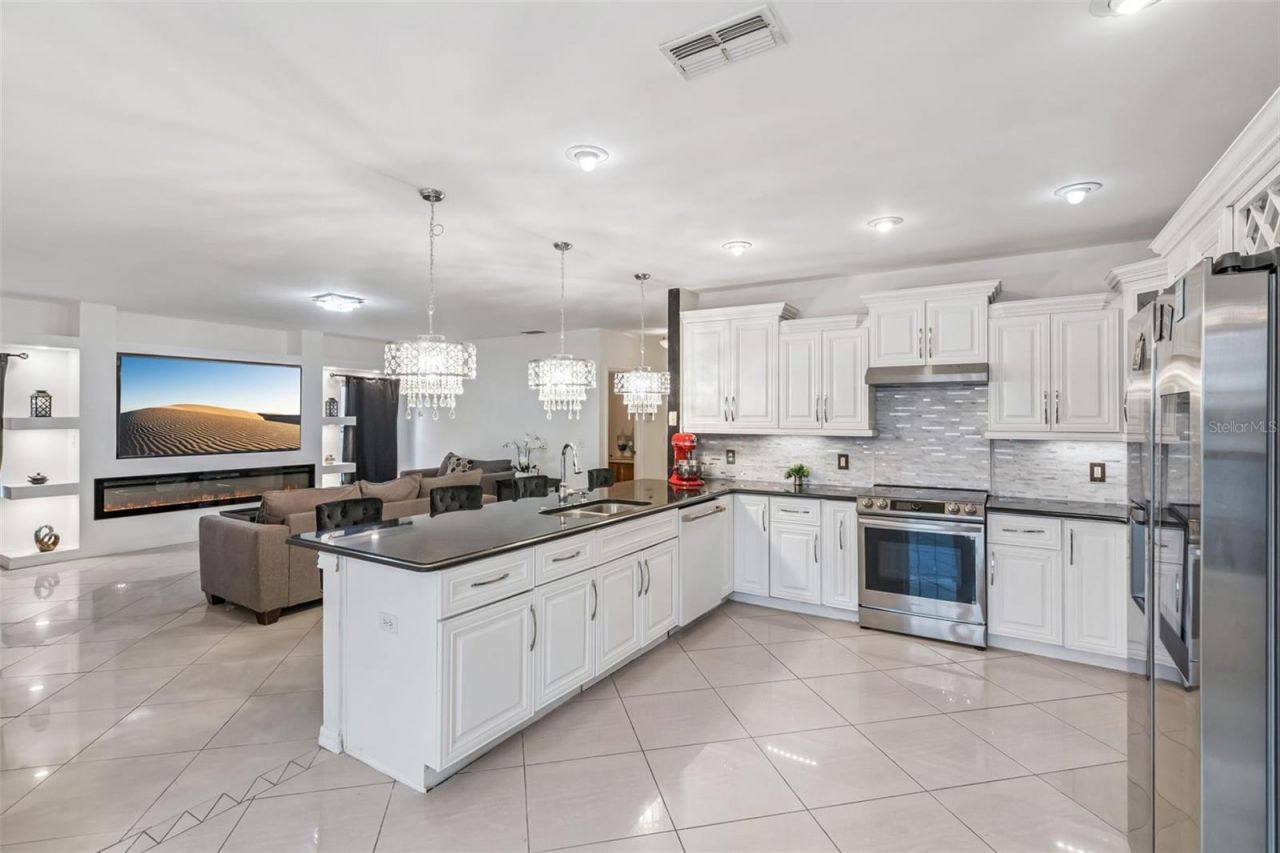 4547 Ficus Tree Road, Kissimmee, FL 34758 Photo