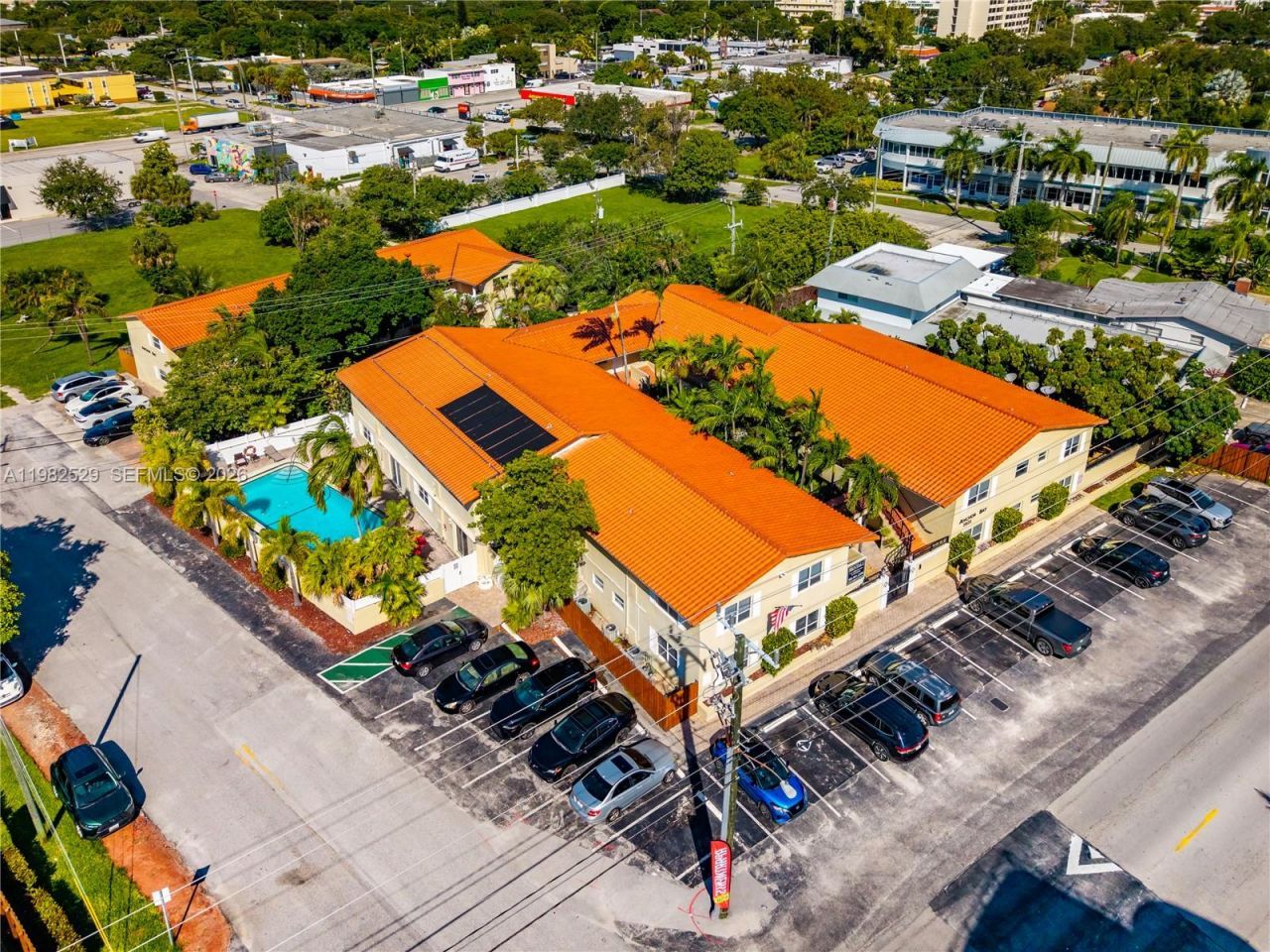 2025 Miami Rd , Unit 8B, Fort Lauderdale, FL 33316 Photo